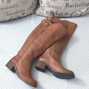 Lucky Brand women's knee high brown leather boots size 7
